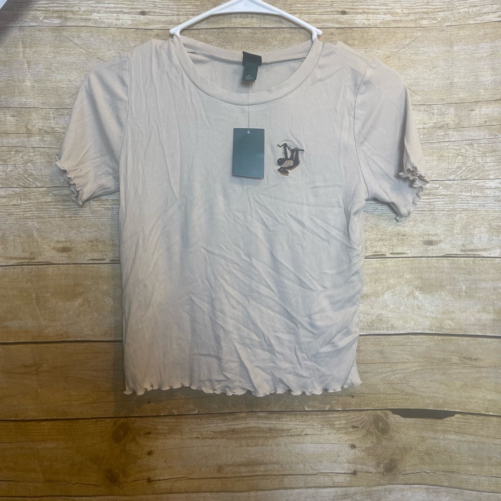 New Wild fable crop sloth t-shirt 🛍